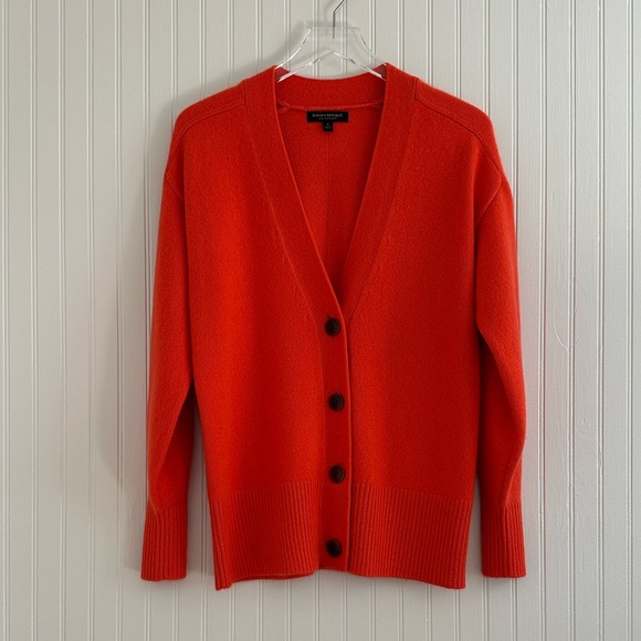 Banana Republic Boyfriend Cashmere Cardigan - Picture 1 of 9